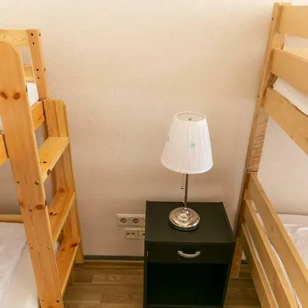 Mr. Hostel *